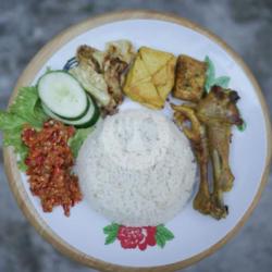 Sego Sambal Ayam   Es Teh