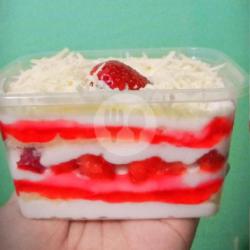 Dessert Box - Strawberry Cheesecake