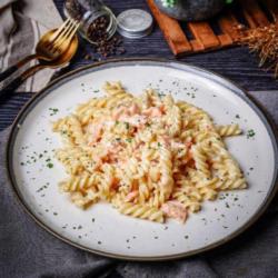 Fusilli Al Salmone