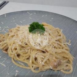 Spaghetti Creamy Mushroom