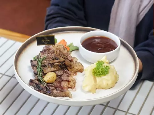 My Story Steak & Eatery