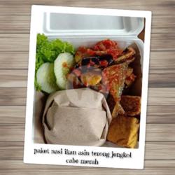 Paket Nasi Ikan Asin Cabe Merah