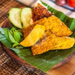 Tahu Tempe Sambel Pedas Mede