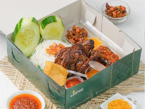 Ayam Bakar Jarwo, HR Muhamad