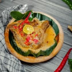 Ayam/ Nila / Mujair Kuah Pecak Santan