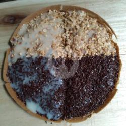 Martabak Kacang Coklat