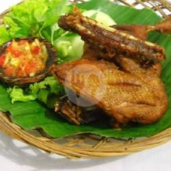 Bebek Goreng