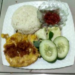 Nasi Telur Goreng Kremes