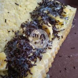 Roti Bakar Pisang Coklat Keju - Durian