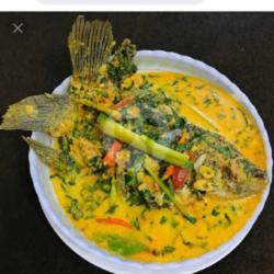 Nasi Kare Pedas Gurami