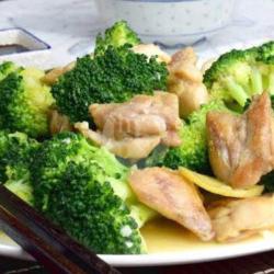 Chicken Broccoli