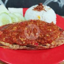 Pake Nila Sambal Geledek