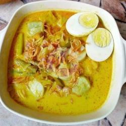 Lontong Sayur   Telur Bulat