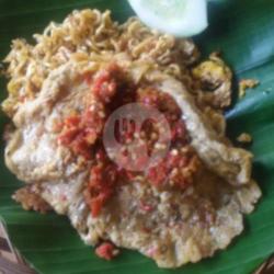 Indomie Telor Geprek Sambal Extra Pedas