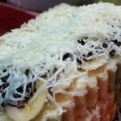 Roti Bakar Pisang Coklat Keju - Taro