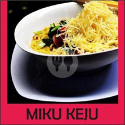 Mie Kuah Keju