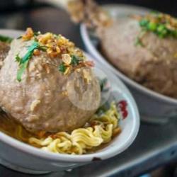 Bakso Malang Super Spesial Isi Telur Dan Daging (gratis Es Teh Manis)