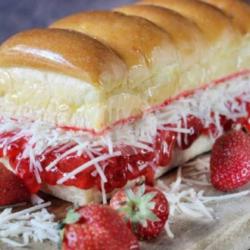 Gembung Strawberry Glaze Keju Susu