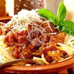 Family Spagetti Bolognaise