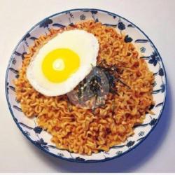 Samyang Gekikara Ramen - Hot Chicken  (  Telor Ceplok)