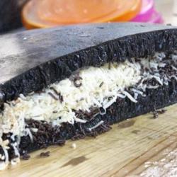 Martabak Manis Blackforest Keju Susu