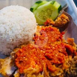 Ayam Geprek Sultan   Nasi