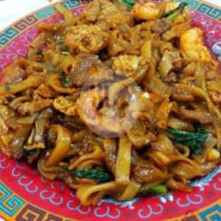 Kwetiaw Goreng Ati Ampela Ayam Bakso