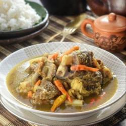 Tengkleng Iga Sapi   Nasi