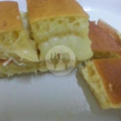 Martabak Mozarella