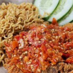 Indomie   Ayam Geprek Level   Lalapan