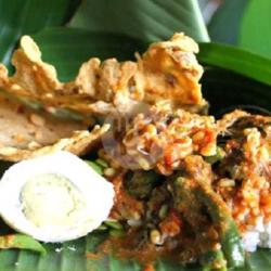 Nasi Pecel Telur