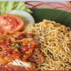 Ayam Penyet Jamur   Mie Goreng