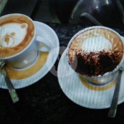 Top Cappuccino Panas   Susu