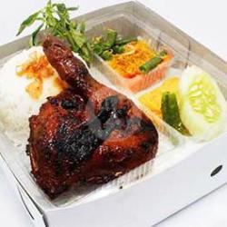 Kotak Nasi Ayam Bakar