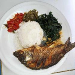 Nasi   Ikan Mujair