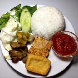 Nasi  Ati Ampela Goreng