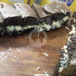 Coklat Wijen Susu Black Flores