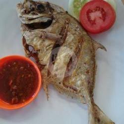 Ikan Kuwe Goreng Kering