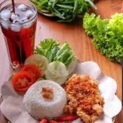 Nasi Jamur Geprek Es Teh