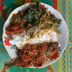 Nasi Ikan Mujair Balado