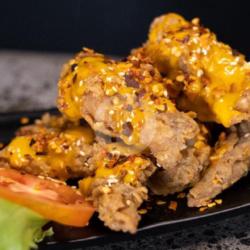 Spicy Cheese Chicken Wings