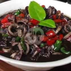 Cumi Bumbu Hitam