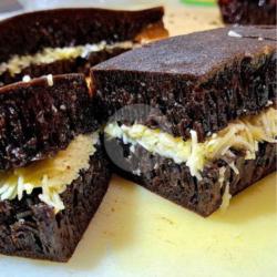 Martabak Blackfores Keju Susu