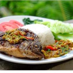 Nasi Ikan Mujahir Goreng Balado Ijo