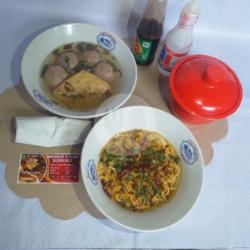 Mie Yamien Manis