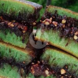 Terang Bulan Pandan, Kacang Coklat