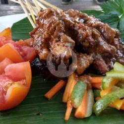 Sate Sapi Jando   Lontong