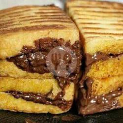 Roti Bakar Choco Crunchy   Hazelnut