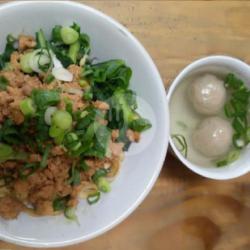 Mie Ayam Lebar Bakso