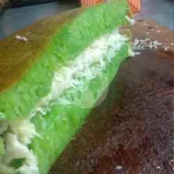 Martabak Pandan Keju Susu